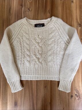 Roots Cream Cable-Knit Crewneck Sweater Cropped